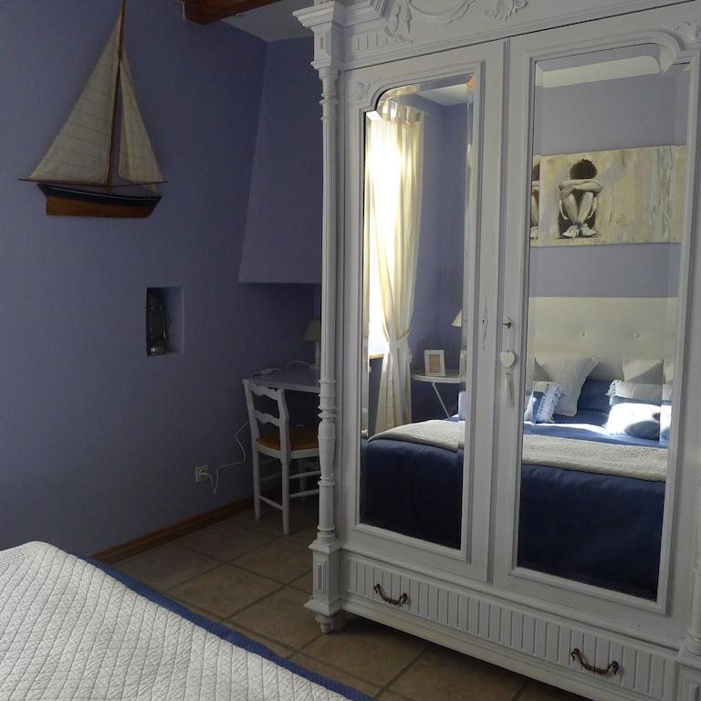 Domaine De La Manse Hotel Villeneuve-de-Berg Szoba fotó